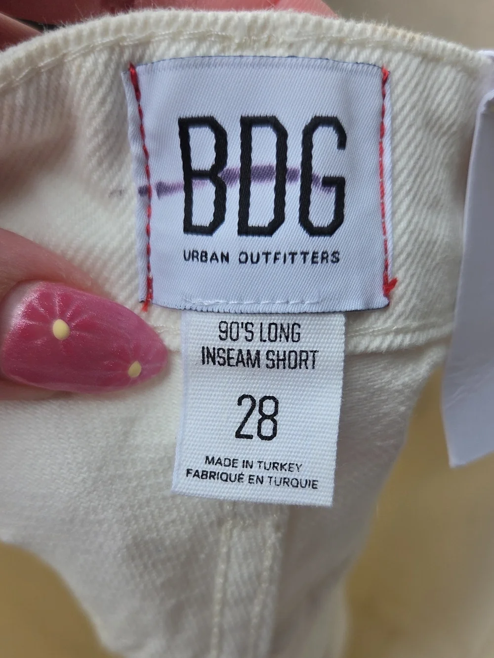 BDG 90s long inseam short white denim shorts 28